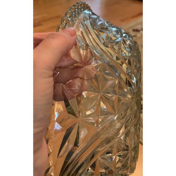 Vintage Anchor Hocking Stars and Bars Clear Prescut Pressed Glass Serving Bowl - Picture 5 of 6